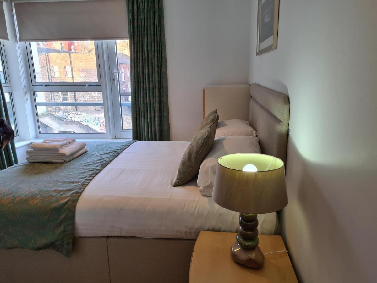 Apartament The Park - Holyrood Road With Free Parking Edynburg Zewnętrze zdjęcie